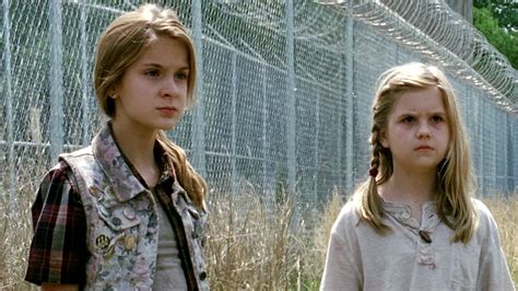 lizzie and mika from the walking dead